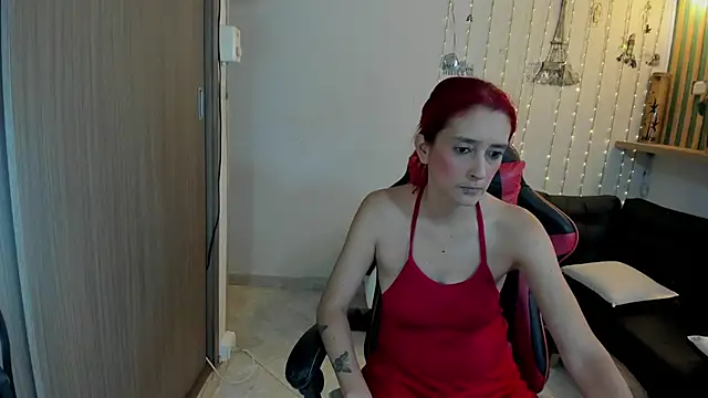 Snapshot of Ruby_Your_Milf chatting on June 5, 2026, 8:25 pm Ruby Your Milf online show from June 5, 2026, 8:25 pm