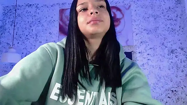 Snapshot of Zoee_babygirl chatting on January 4, 2025, 12:59 pm Zoee babygirl online show from January 4, 2025, 12:59 pm