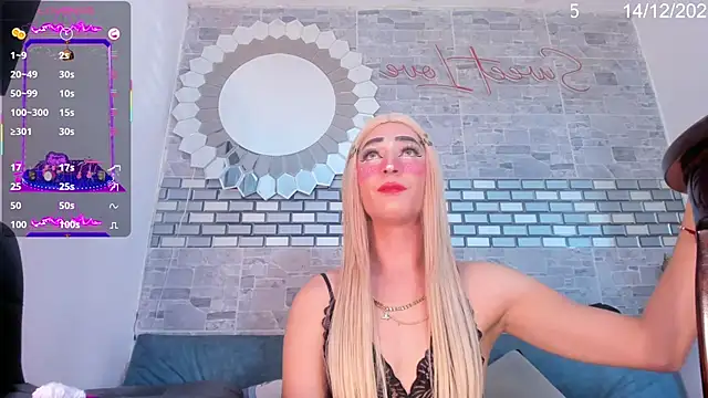 Snapshot of MystiqueTs chatting on December 14, 2025, 1:49 pm MystiqueTs online show from December 14, 2025, 1:49 pm