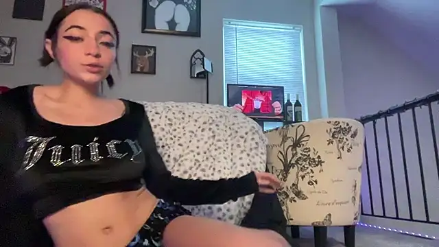 Snapshot of babybimbo chatting on January 22, 2025, 8:59 pm babybimbo online show from January 22, 2025, 8:59 pm