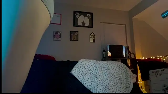 Snapshot of babybimbo chatting on January 4, 2025, 12:48 am babybimbo online show from January 4, 2025, 12:48 am