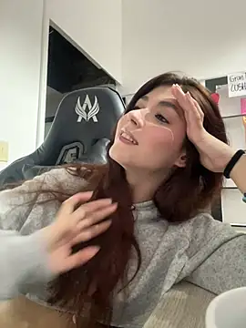 Snapshot of AnnyCherry_ chatting on March 3, 2026, 12:17 am AnnyCherry online show from March 3, 2026, 12:17 am