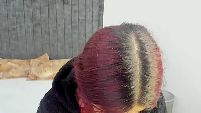 Snapshot of AnnyCherry_ chatting on December 23, 2025, 12:54 am AnnyCherry online show from December 23, 2025, 12:54 am