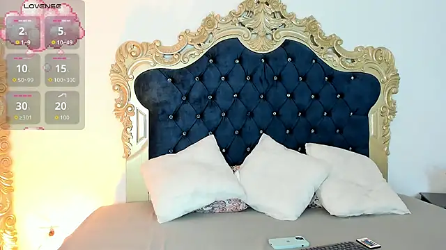 Snapshot of Ari_sunshine_ chatting on October 2, 2025, 4:38 am Ari sunshine online show from October 2, 2025, 4:38 am