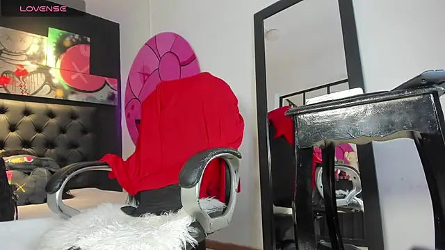 sexual diamond online show from March 11, 2026, 2:44 pm