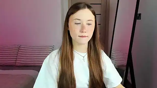 Stella Sunny online show from October 9, 2025, 5:57 pm