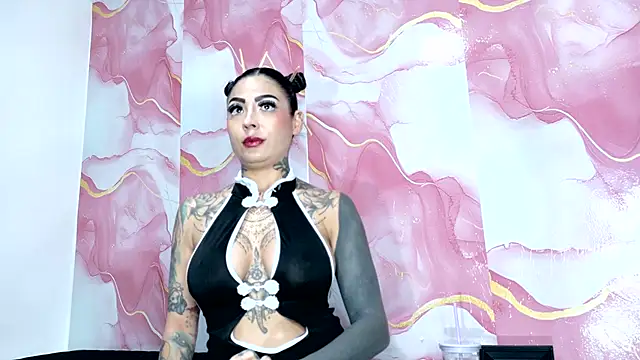 EmiliMontero online show from June 1, 2026, 12:22 am