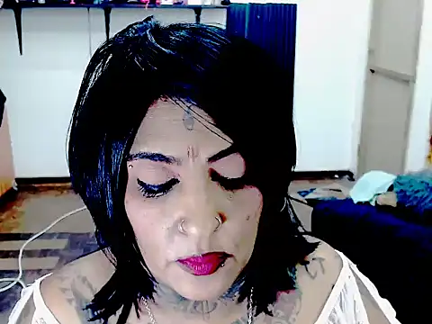 Snapshot of Indiancatz2 chatting on May 22, 2026, 5:55 pm Indiancatz2 online show from May 22, 2026, 5:55 pm