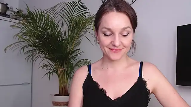 AliciaDesire online show from February 11, 2025, 10:36 am