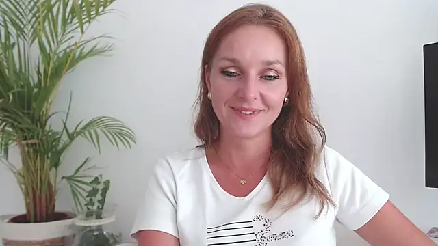 AliciaDesire online show from September 10, 2025, 1:10 pm