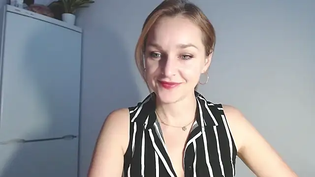 AliciaDesire online show from February 10, 2026, 7:07 am