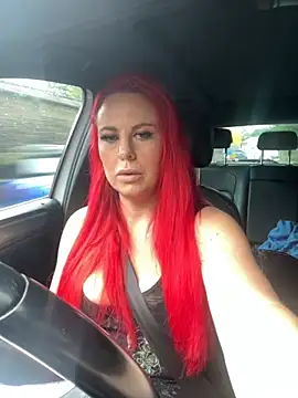 Snapshot of redxxxvixen chatting on October 3, 2025, 12:50 pm redxxxvixen online show from October 3, 2025, 12:50 pm