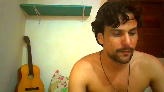 Snapshot of couplemilk chatting on July 8, 2026, 8:09 pm couplemilk online show from July 8, 2026, 8:09 pm