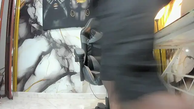 Snapshot of Thomas_shelbys chatting on November 9, 2025, 3:43 am Thomas shelbys online show from November 9, 2025, 3:43 am