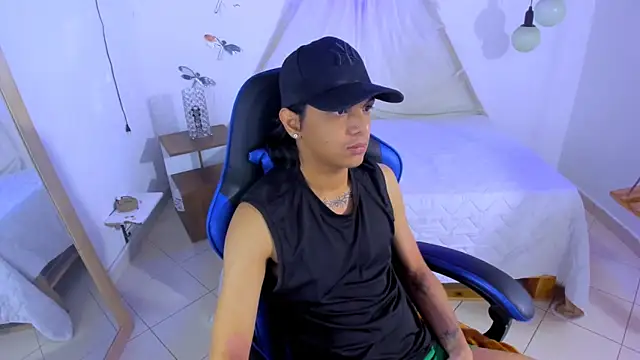 Snapshot of Brand_habes chatting on November 18, 2025, 7:00 am Brand habes online show from November 18, 2025, 7:00 am