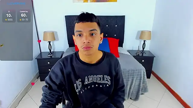 Snapshot of Brand_habes chatting on December 21, 2024, 4:46 pm Brand habes online show from December 21, 2024, 4:46 pm