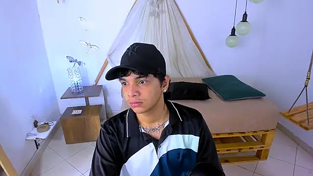 Snapshot of Brand_habes chatting on September 27, 2025, 1:50 pm Brand habes online show from September 27, 2025, 1:50 pm