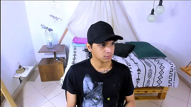 Snapshot of Brand_habes chatting on September 18, 2025, 8:12 pm Brand habes online show from September 18, 2025, 8:12 pm