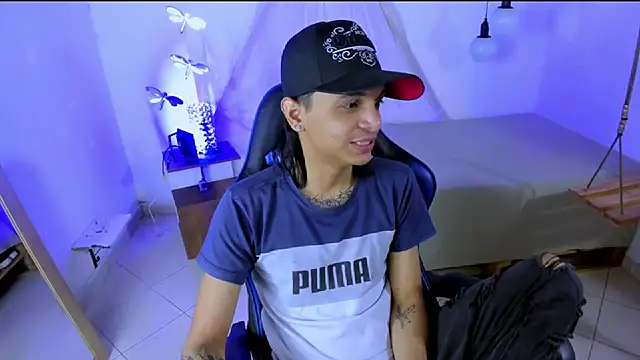 Snapshot of Brand_habes chatting on February 21, 2026, 7:16 pm Brand habes online show from February 21, 2026, 7:16 pm