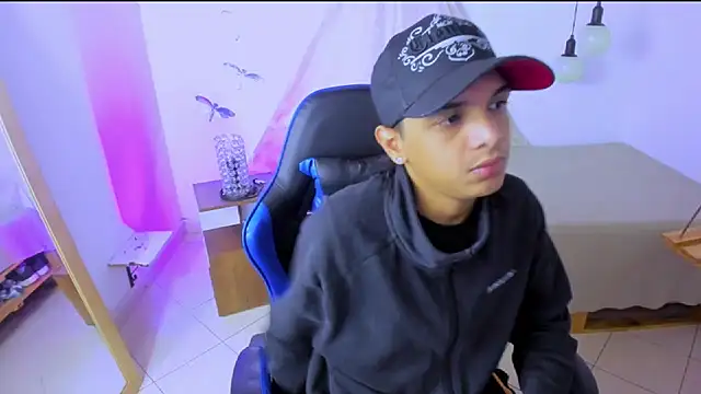 Snapshot of Brand_habes chatting on February 26, 2026, 2:44 am Brand habes online show from February 26, 2026, 2:44 am