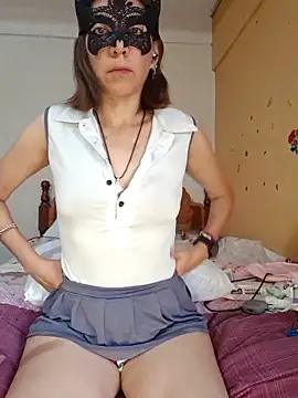 Snapshot of Lunababymylove chatting on September 13, 2025, 10:32 pm Lunababymylove online show from September 13, 2025, 10:32 pm