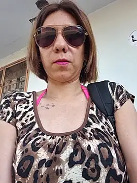 Snapshot of Lunababymylove chatting on March 8, 2025, 11:07 pm Lunababymylove online show from March 8, 2025, 11:07 pm