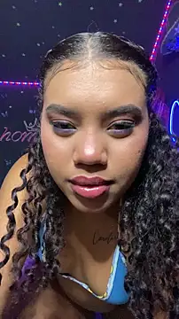 Snapshot of Vale7820 chatting on December 3, 2025, 4:57 am Vale7820 online show from December 3, 2025, 4:57 am