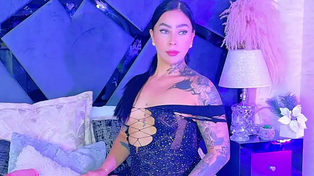 Snapshot of GiahDaniels chatting on July 21, 2026, 9:38 pm GiahDaniels online show from July 21, 2026, 9:38 pm
