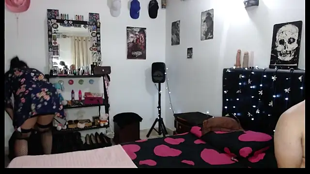 Bonnie-Clark online show from April 11, 2026, 6:10 am