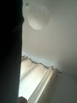 Billyval98xh online show from April 18, 2026, 6:43 pm