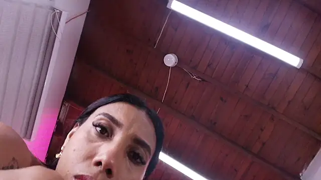 nata luna online show from October 24, 2025, 7:13 pm