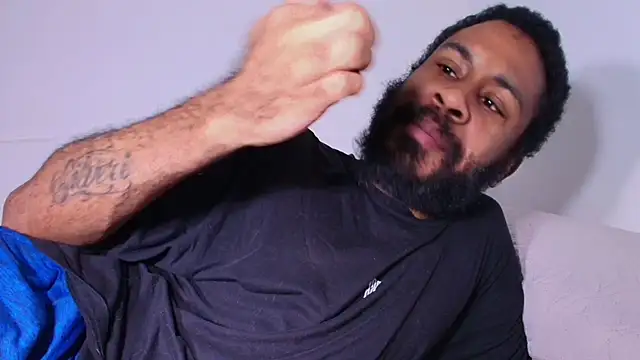 KaelMoreau online show from March 19, 2026, 10:15 am