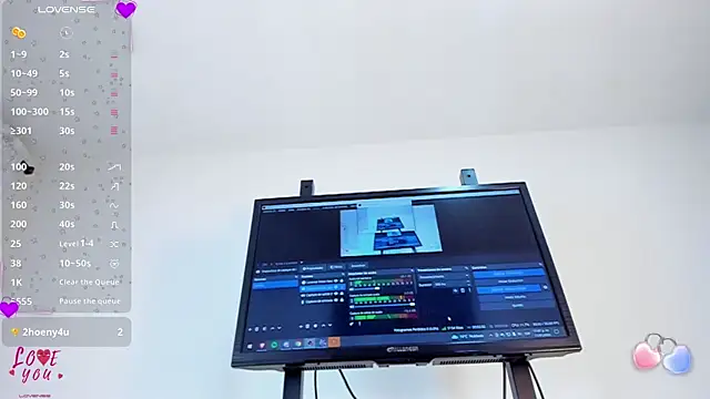 Snapshot of Vahiolet_smith chatting on January 12, 2026, 4:08 am Vahiolet smith online show from January 12, 2026, 4:08 am