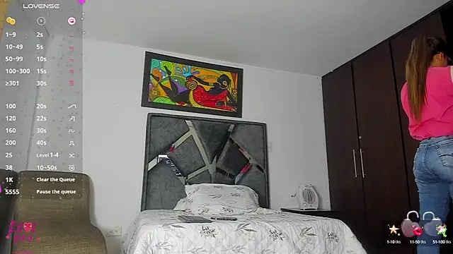 Vahiolet smith online show from October 15, 2025, 3:16 am