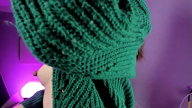 Miiaa wallace online show from November 6, 2025, 9:19 pm