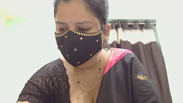 Snapshot of payal_sharma1 chatting on May 14, 2026, 1:52 pm payal sharma1 online show from May 14, 2026, 1:52 pm
