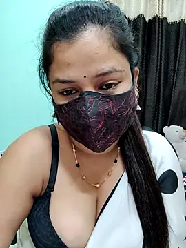 payal sharma1 online show from November 30, 2025, 11:22 am