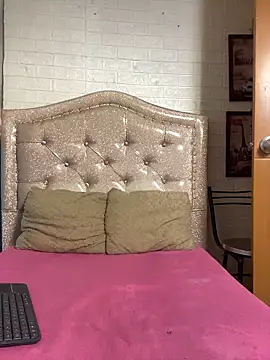 KataleyaStiward online show from November 11, 2025, 12:55 pm