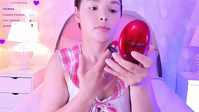 Snapshot of angeline_teen chatting on March 26, 2026, 12:14 pm angeline teen online show from March 26, 2026, 12:14 pm