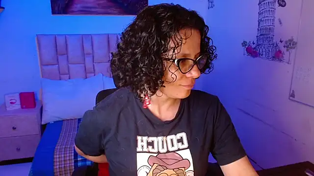 Snapshot of Daneshka_naughty chatting on November 19, 2025, 11:16 pm Daneshka naughty online show from November 19, 2025, 11:16 pm