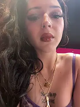 exoticmisfitt online show from March 16, 2026, 10:23 pm