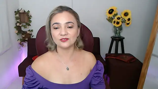 Snapshot of Ghada_milf chatting on May 27, 2026, 11:01 pm Ghada milf online show from May 27, 2026, 11:01 pm