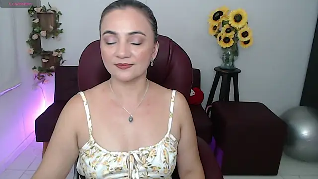 Snapshot of Ghada_milf chatting on April 13, 2026, 10:36 pm Ghada milf online show from April 13, 2026, 10:36 pm