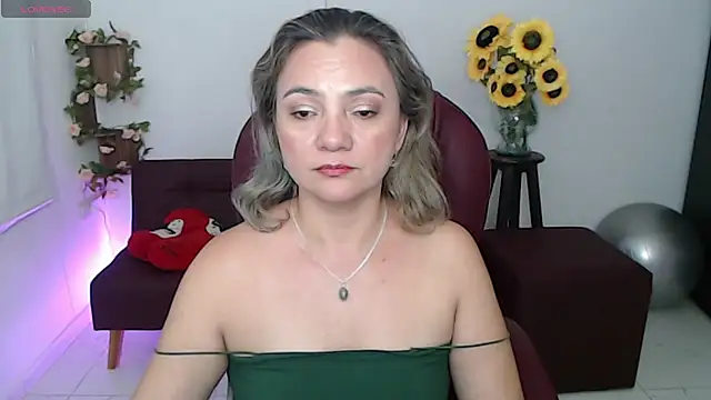 Snapshot of Ghada_milf chatting on April 11, 2026, 9:51 pm Ghada milf online show from April 11, 2026, 9:51 pm