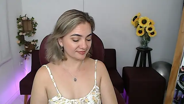 Snapshot of Ghada_milf chatting on May 15, 2026, 11:47 pm Ghada milf online show from May 15, 2026, 11:47 pm