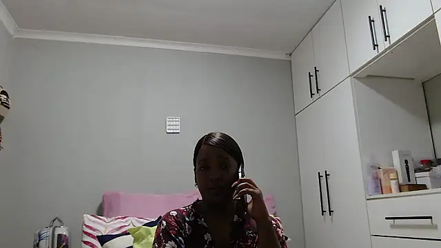 Snapshot of Amberbela chatting on May 2, 2026, 3:50 pm Amberbela online show from May 2, 2026, 3:50 pm