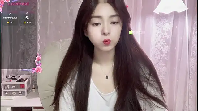 dream-77 online show from February 20, 2025, 6:39 am