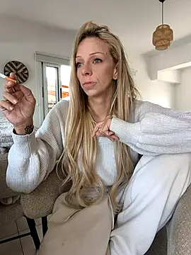 Lexa xoxo online show from April 8, 2026, 7:21 am