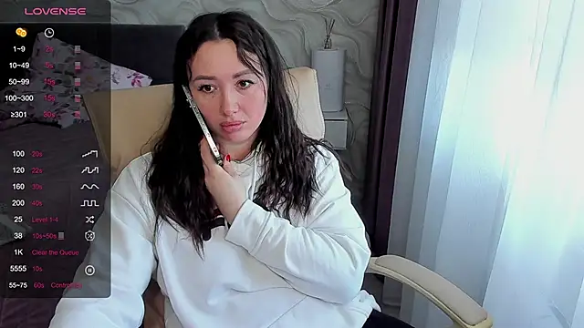 Kendra SXY online show from April 10, 2026, 3:02 am