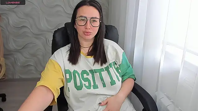 Snapshot of Kendra_SXY chatting on November 22, 2025, 7:51 am Kendra SXY online show from November 22, 2025, 7:51 am